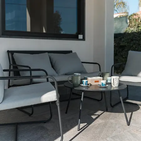 Etna Pool זפראנה אטניאה